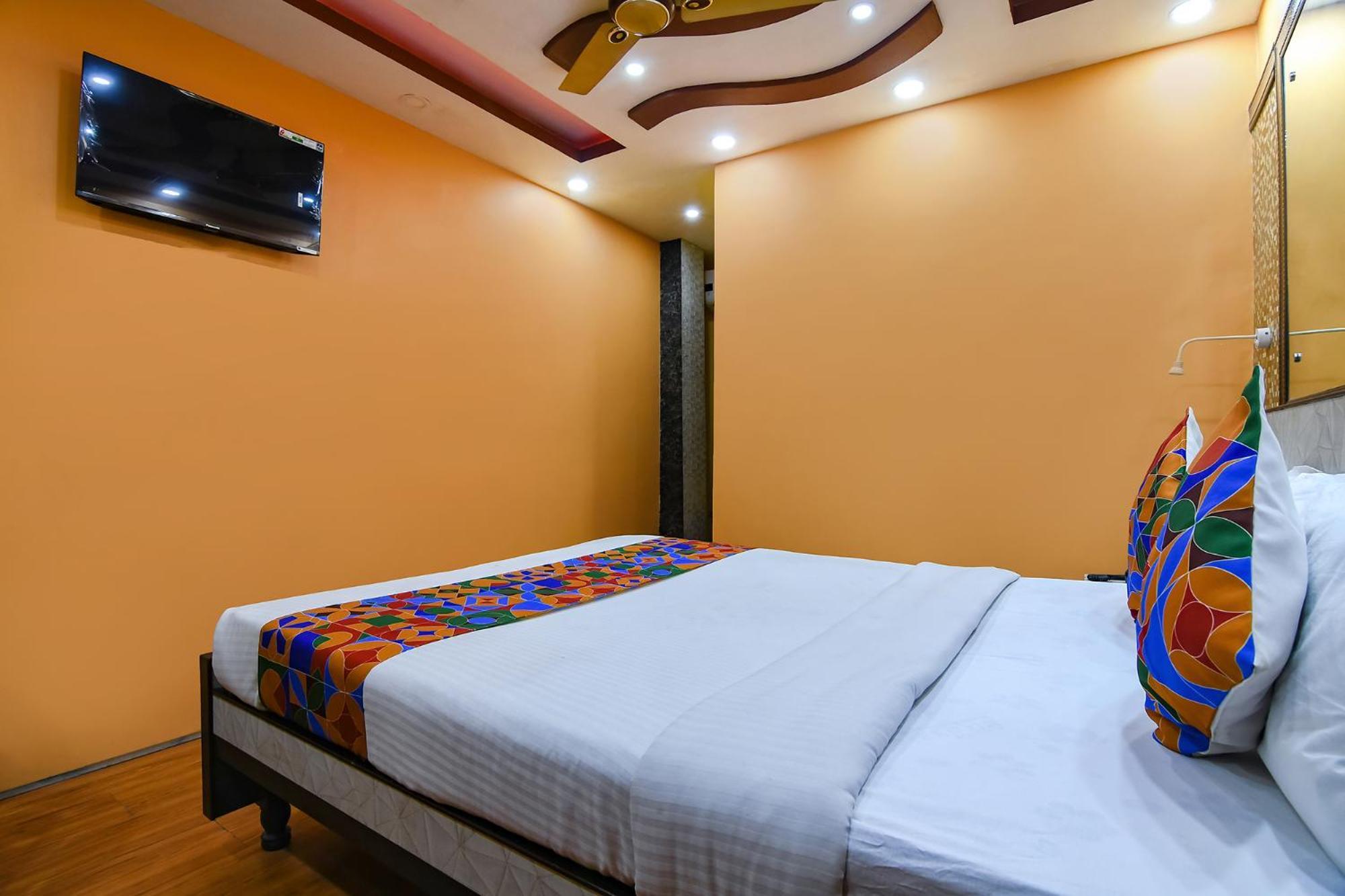 Fabexpress Wild Orchid - 800M From Medica Superspecialty Hospital Hotel Calcutta Eksteriør billede
