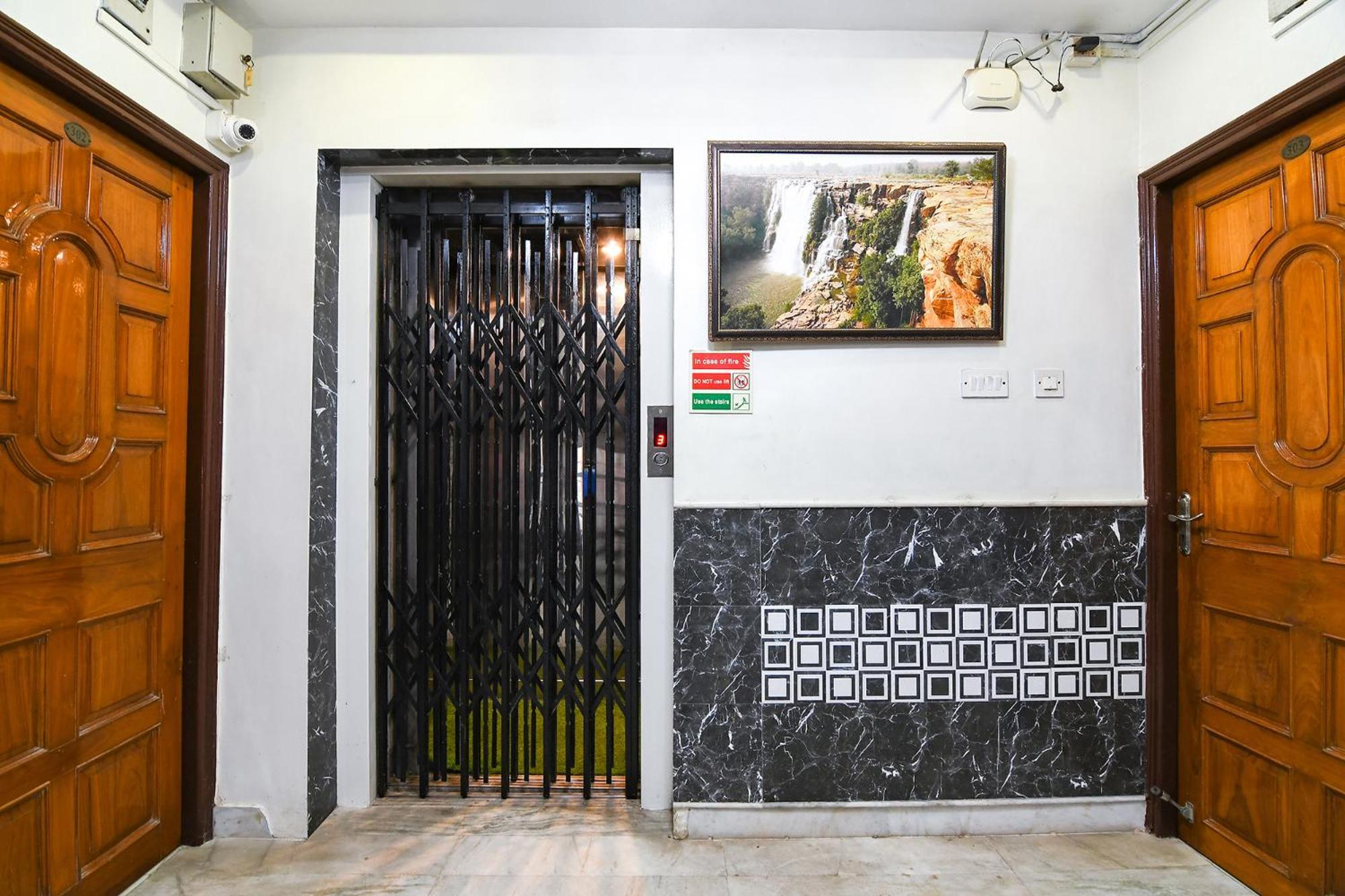 Fabexpress Wild Orchid - 800M From Medica Superspecialty Hospital Hotel Calcutta Eksteriør billede