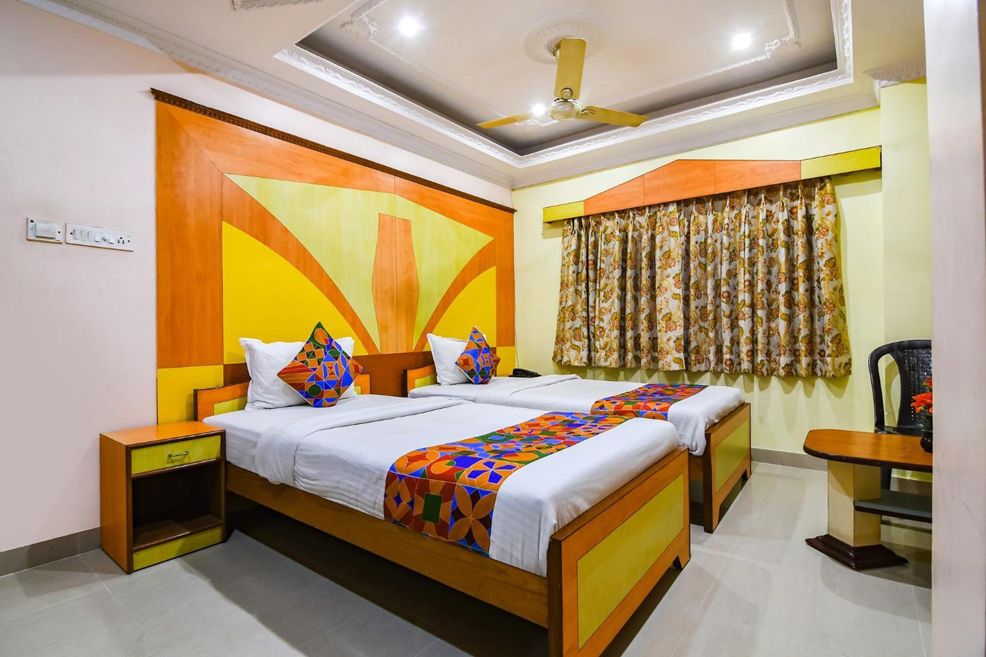 Fabexpress Wild Orchid - 800M From Medica Superspecialty Hospital Hotel Calcutta Eksteriør billede